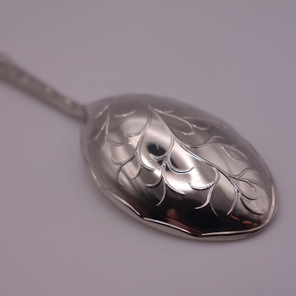 La Napoupe Collectible Spoon - Picture 5 of 13